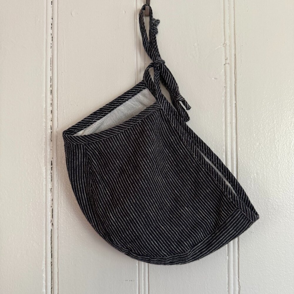 Briar baby bonnet